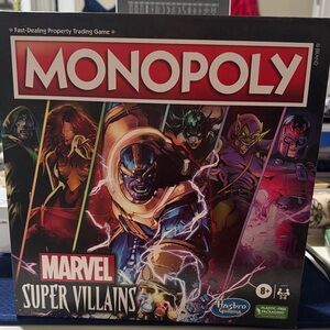 NIB Marvel Super Villains Monopoly Board Game
